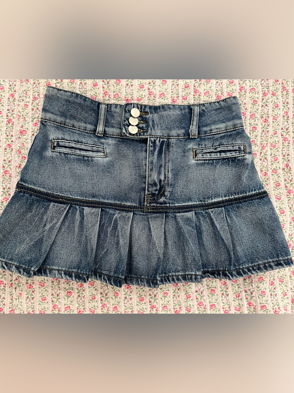 SHEIN Blue Denim Pleated Mini Skirt